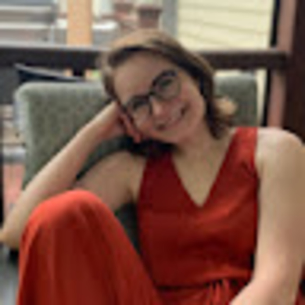 Meet your Posher, Emily